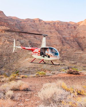 That feeling you get when you’re about to take off on a new adventure. 🤩🚁 SWIPE!

Book your tour today! It’s only $50 to fly with the doors off! You won’t want miss out on this once in a lifetime experience. 

Call 702-382-8687 to book! ☎️

#travelnevada #skylinehelicoptertours #helicopter #helicopters #helicopterride #helicopterpilot #tour #travel #travelphotography #aerial #aerialphotography #landscape #landscapephotography #drone #dronestagram #3d #vegas #lasvegas #businessowner #entrepreneur #vegasstrip #lasvegasstrip